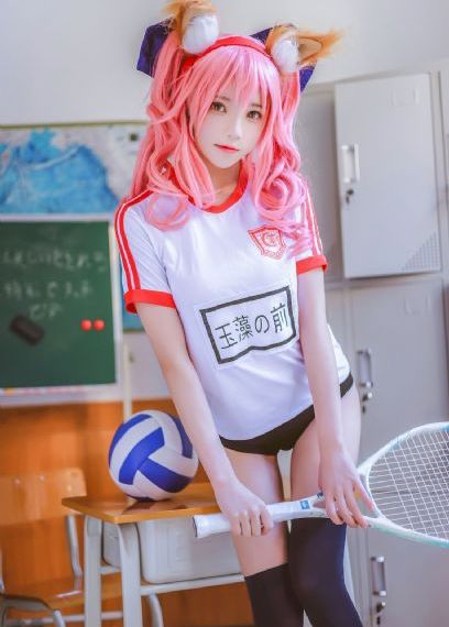 年轻母亲免费